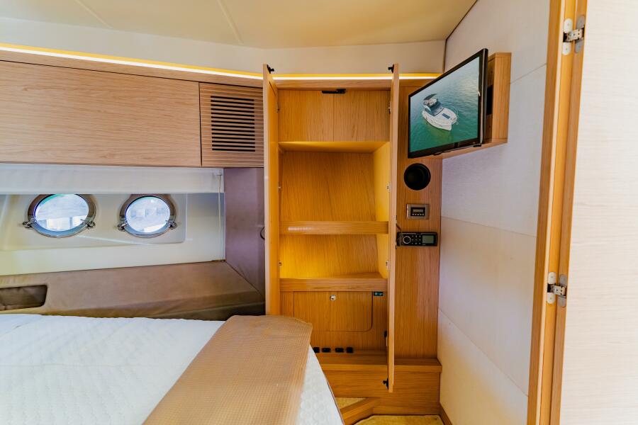 50' 2015 Monte Carlo MC5