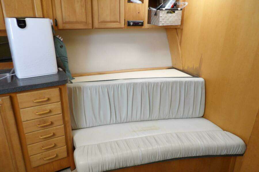 College Fund 40ft Luhrs Yacht For Sale