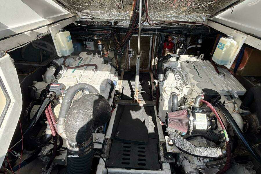 College Fund 40ft Luhrs Yacht For Sale