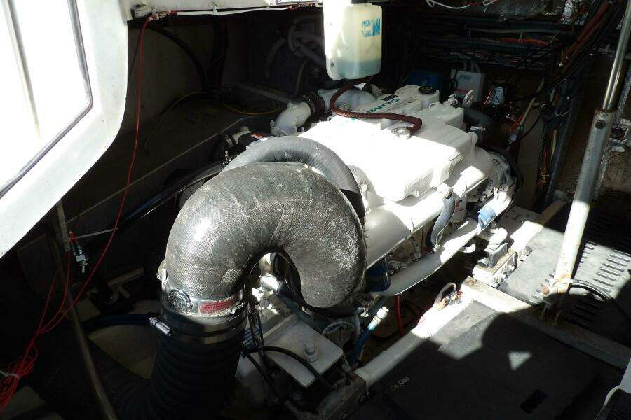 College Fund 40ft Luhrs Yacht For Sale