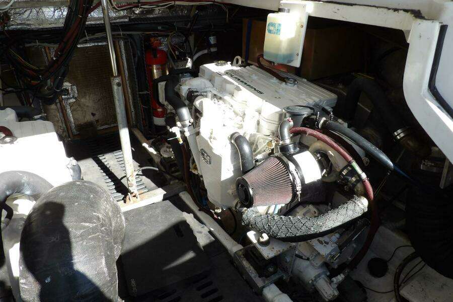 College Fund 40ft Luhrs Yacht For Sale