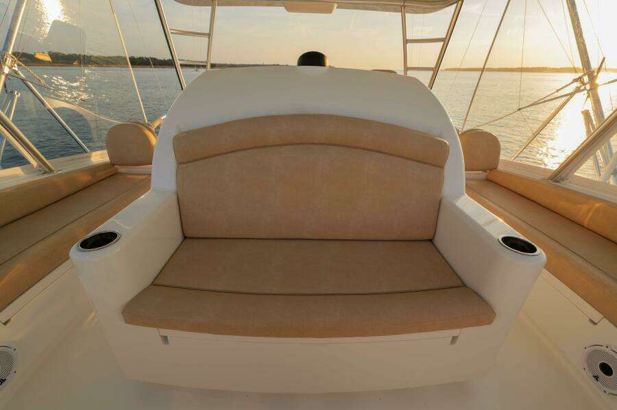 Flybridge Seating