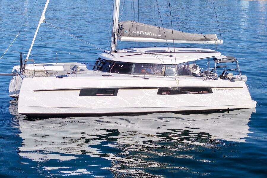 Onada 44ft Nautitech Yacht For Sale