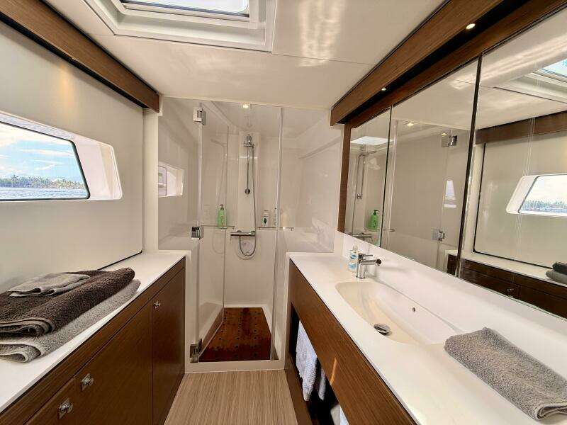 Onada 44ft Nautitech Yacht For Sale