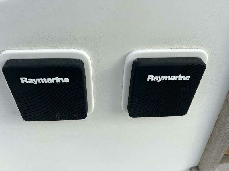 Starry Night 37ft Dickerson Yacht For Sale