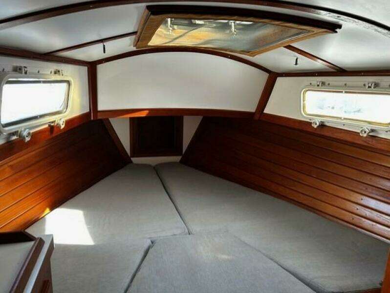 Starry Night 37ft Dickerson Yacht For Sale