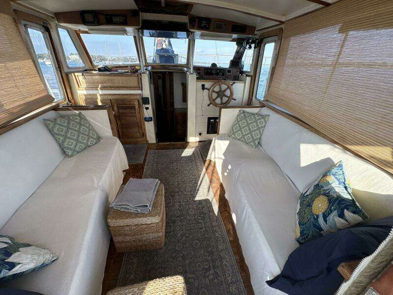 SOVEREIGNTY 40ft Schucker Yacht For Sale