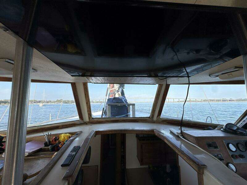 SOVEREIGNTY 40ft Schucker Yacht For Sale