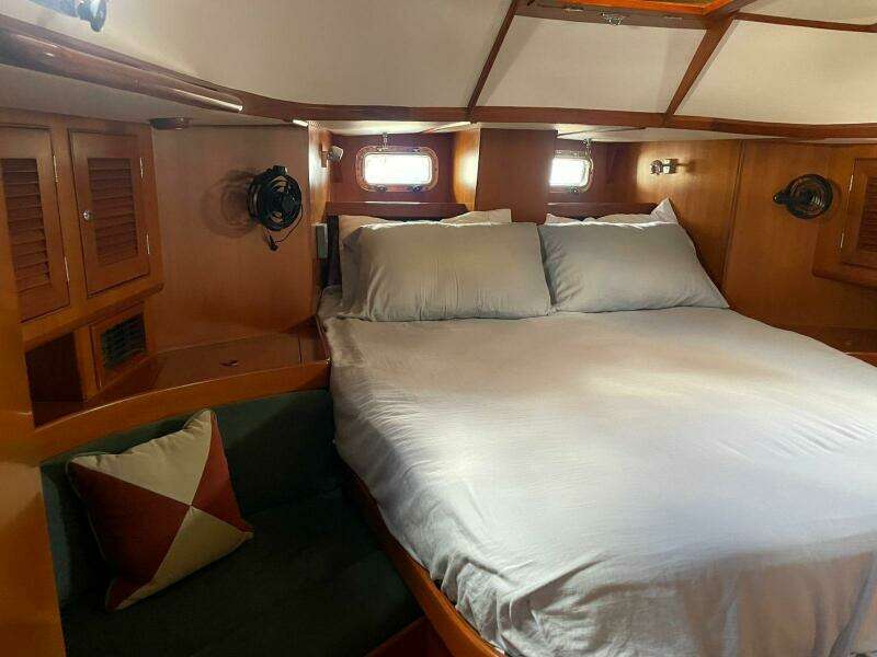 Lokelani 49ft Hylas Yacht For Sale
