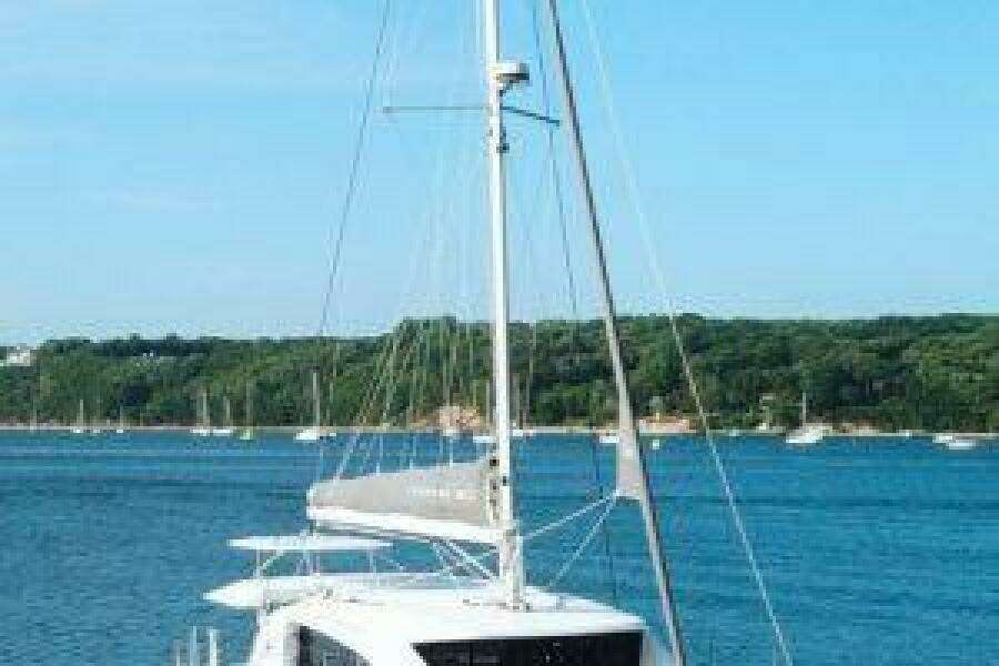 Isola 40ft Robertson  amp  Caine Yacht For Sale