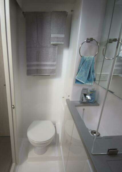 Isola 40ft Robertson  amp  Caine Yacht For Sale