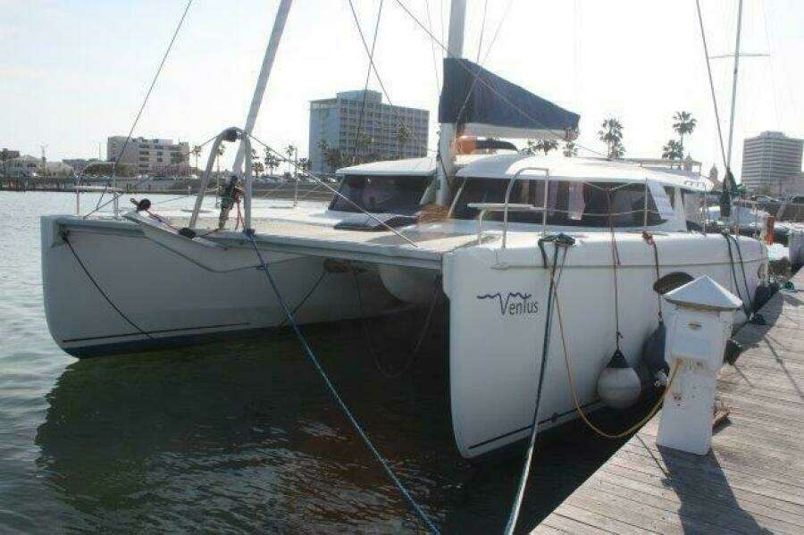 Ventus 43ft Fountaine Pajot Yacht For Sale