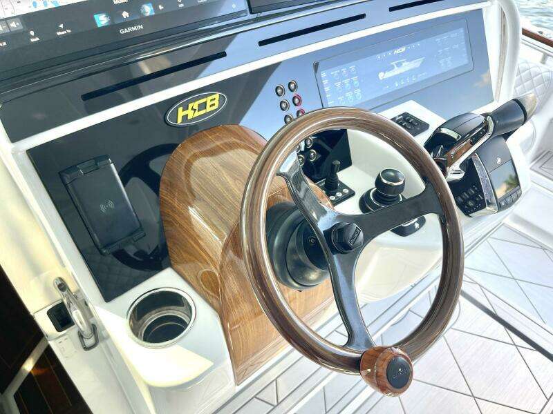 48ft HCB Yacht For Sale