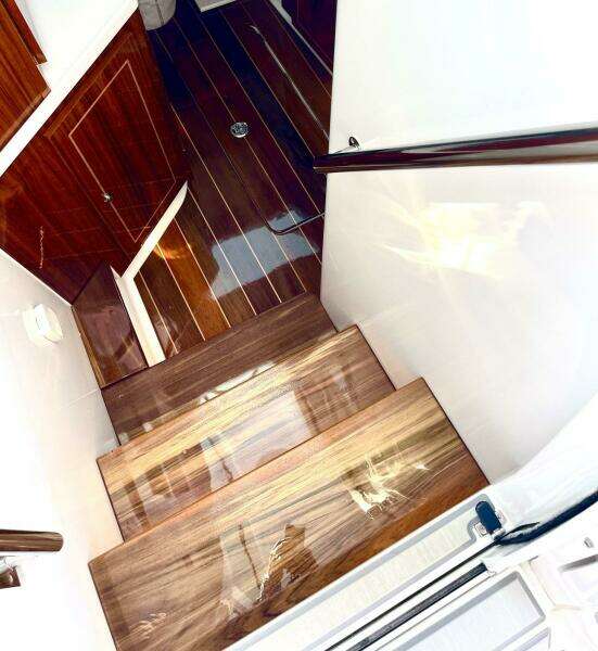 48ft HCB Yacht For Sale