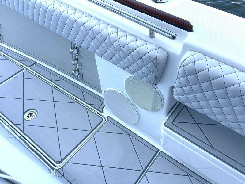 48ft HCB Yacht For Sale