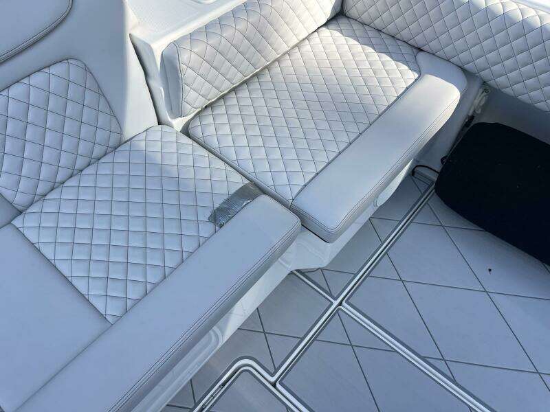 48ft HCB Yacht For Sale