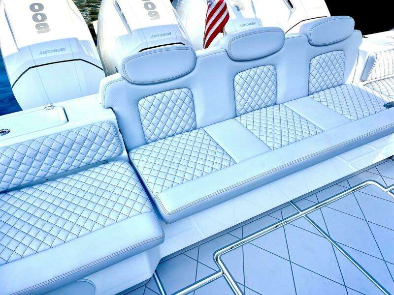 48ft HCB Yacht For Sale