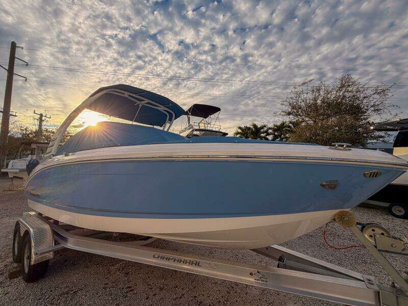 21ft Chaparral Yacht For Sale