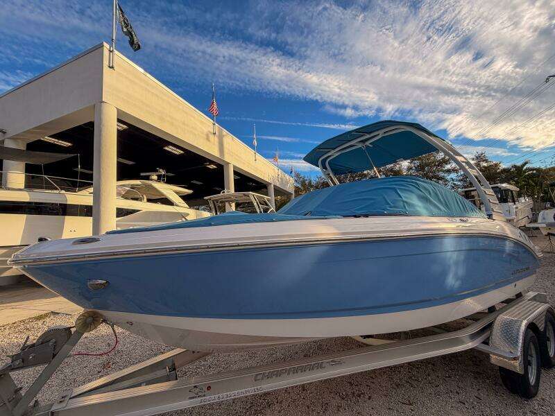 21ft Chaparral Yacht For Sale
