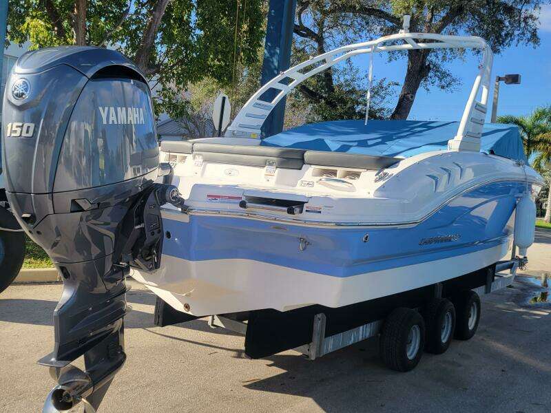 21ft Chaparral Yacht For Sale