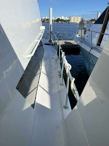 It s All Good III 60ft Sea Ray Yacht For Sale