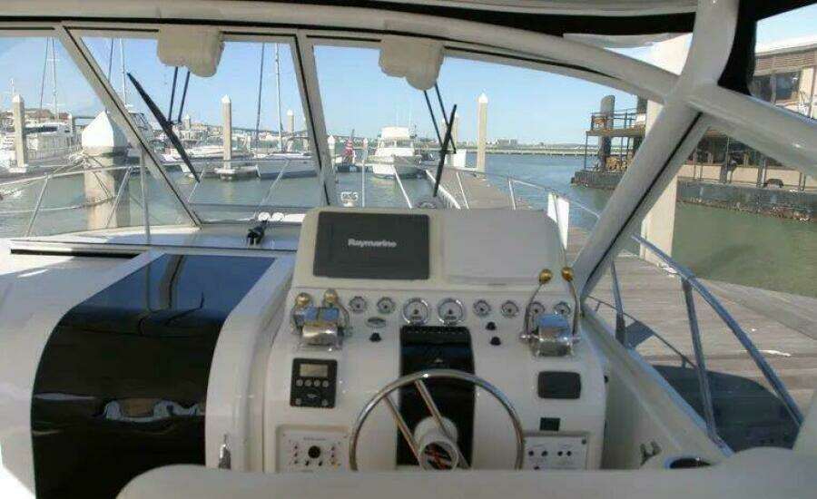 Ventus 39ft Hatteras Yacht For Sale