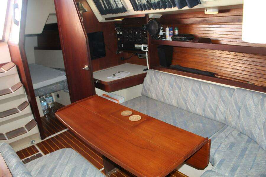 The One 42ft Catalina Yacht For Sale