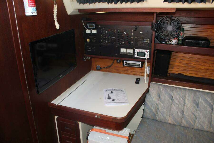 The One 42ft Catalina Yacht For Sale