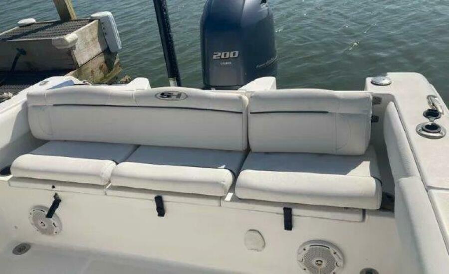 23' 2017 Sea Hunt Ultra 234