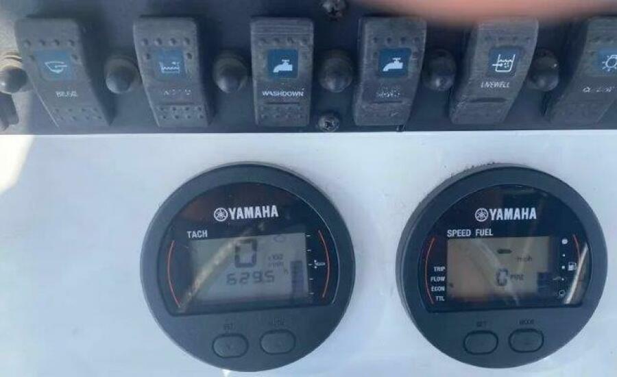 23' 2017 Sea Hunt Ultra 234