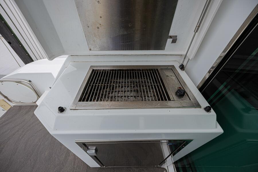 49' 2012 Cruisers Yachts 48 Cantius