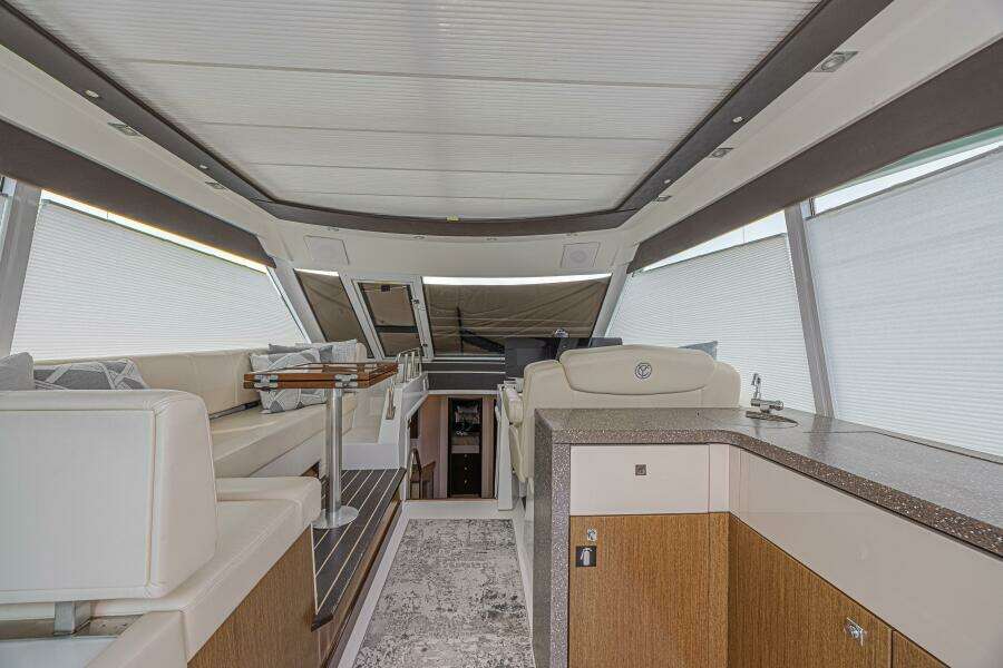 49ft Cruisers Yachts Yacht For Sale