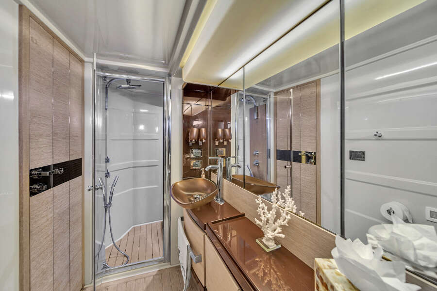 64ft Azimut Yacht For Sale