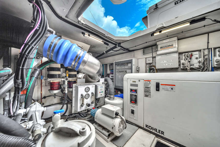 64ft Azimut Yacht For Sale