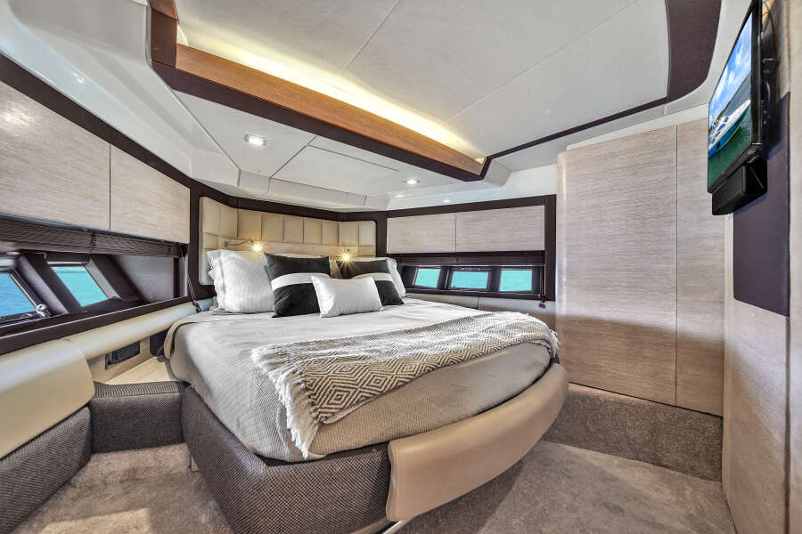 64ft Azimut Yacht For Sale