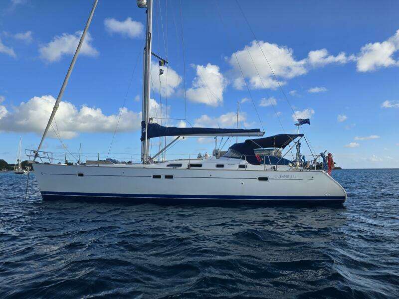 High Mana 47ft Beneteau Yacht For Sale