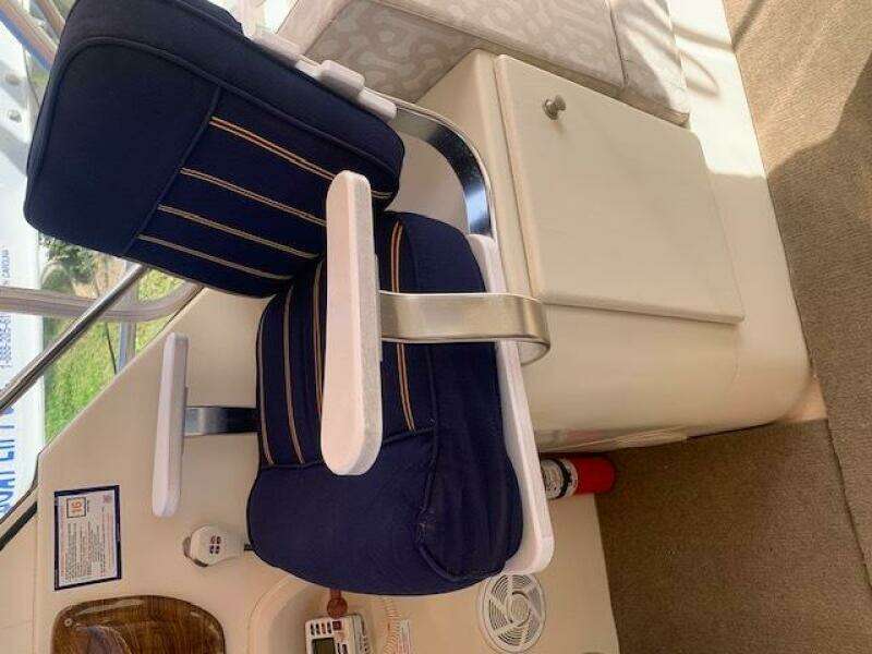 30ft Mainship Yacht For Sale