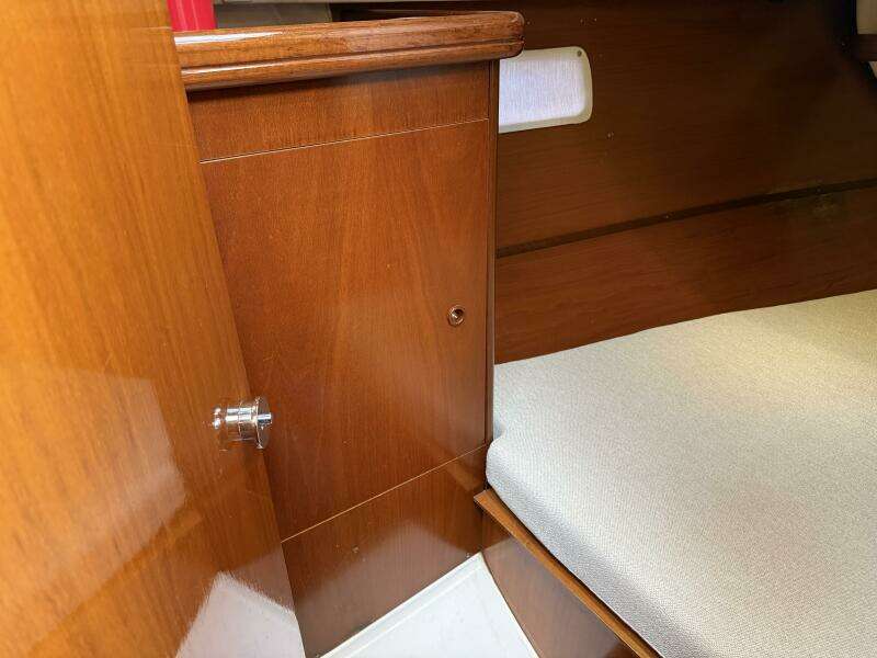 Sol Mates 36ft Beneteau Yacht For Sale