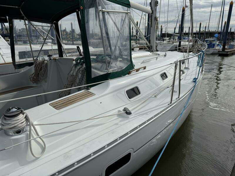 Sol Mates 36ft Beneteau Yacht For Sale