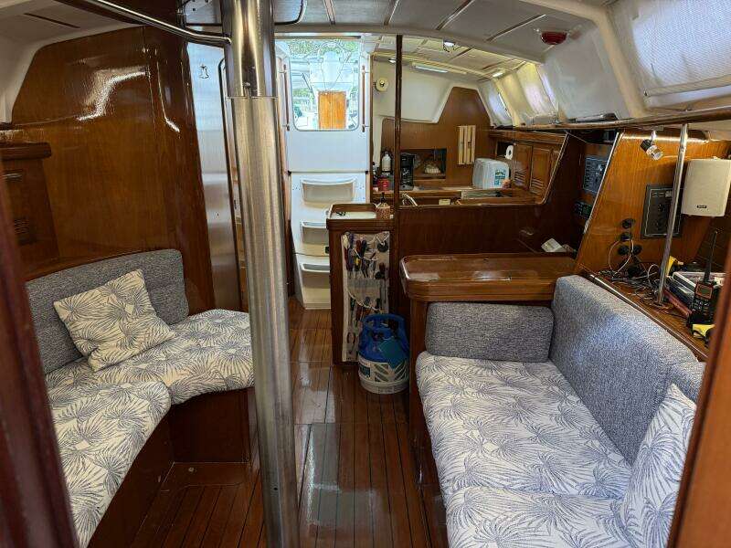 Sol Mates 36ft Beneteau Yacht For Sale