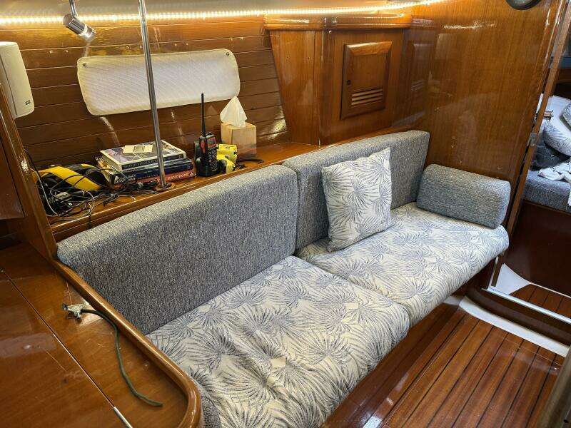 Sol Mates 36ft Beneteau Yacht For Sale