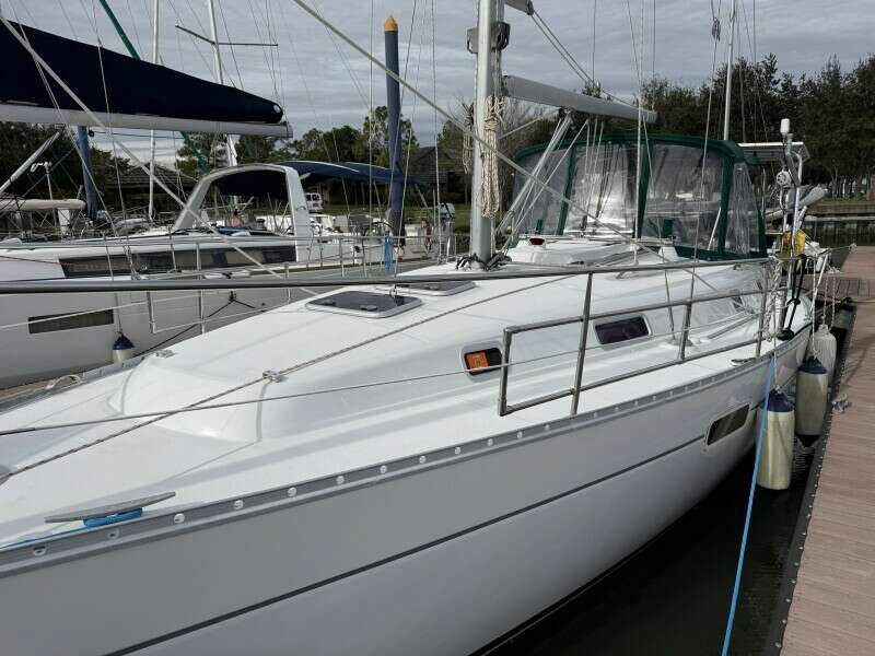 Sol Mates 36ft Beneteau Yacht For Sale