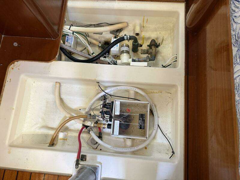 Sol Mates 36ft Beneteau Yacht For Sale