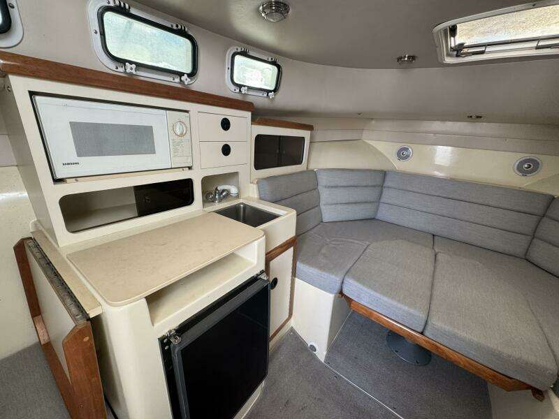 28ft Albin Yacht For Sale