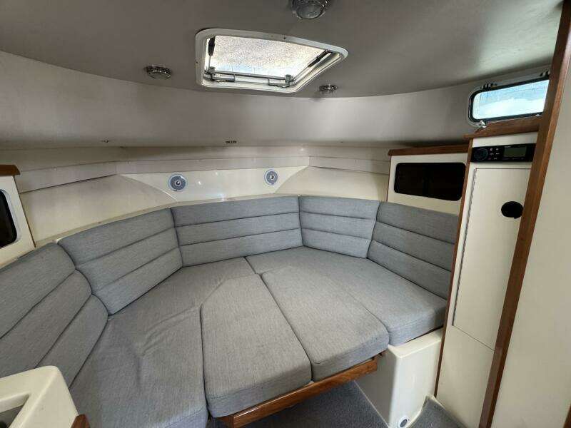 28ft Albin Yacht For Sale