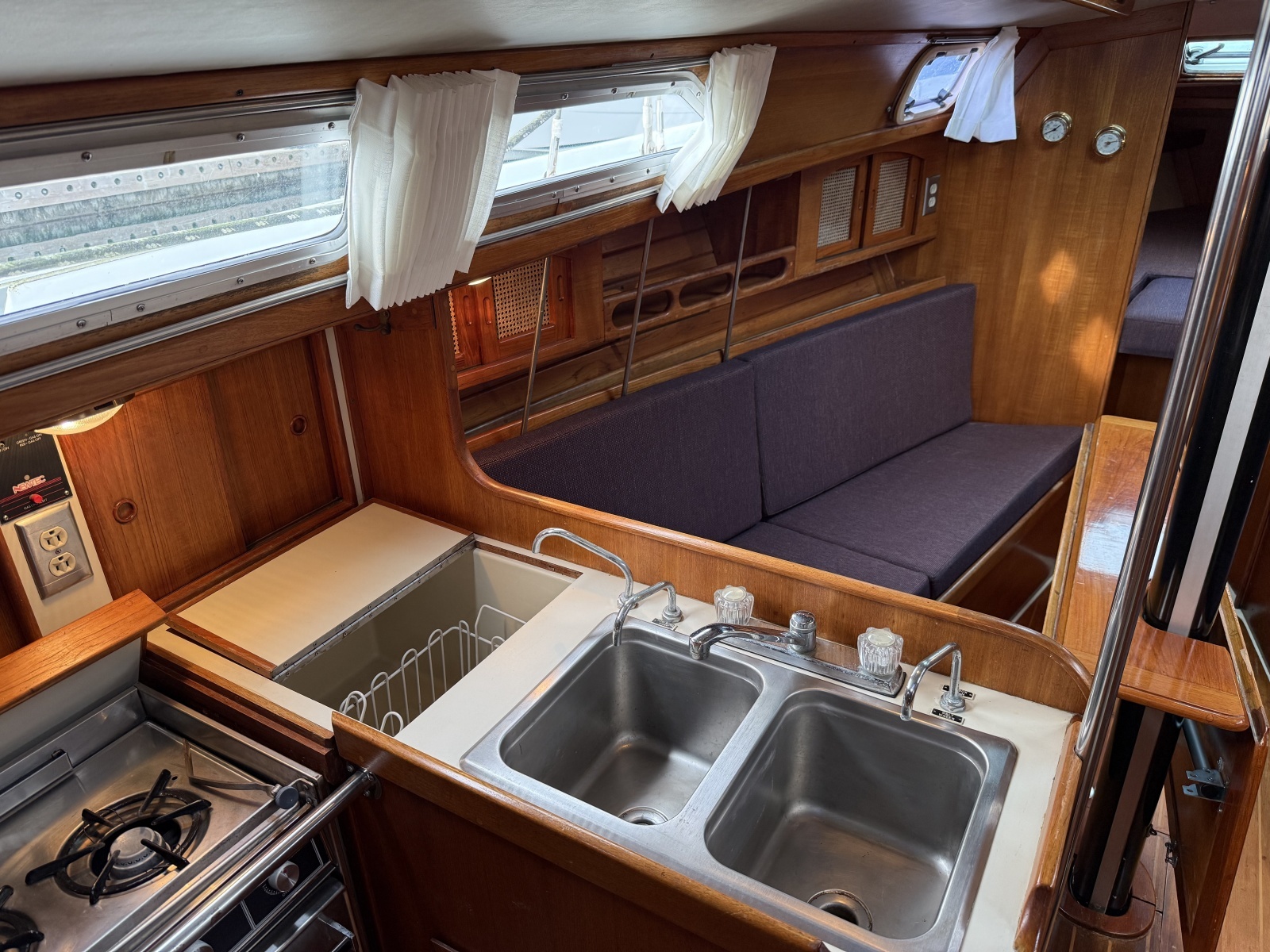 Allegro 32ft Ericson Yacht For Sale