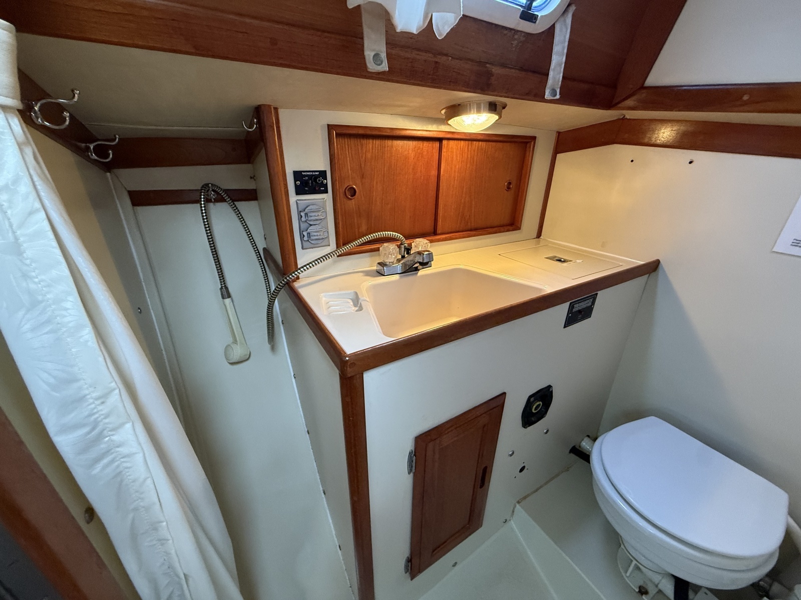Allegro 32ft Ericson Yacht For Sale