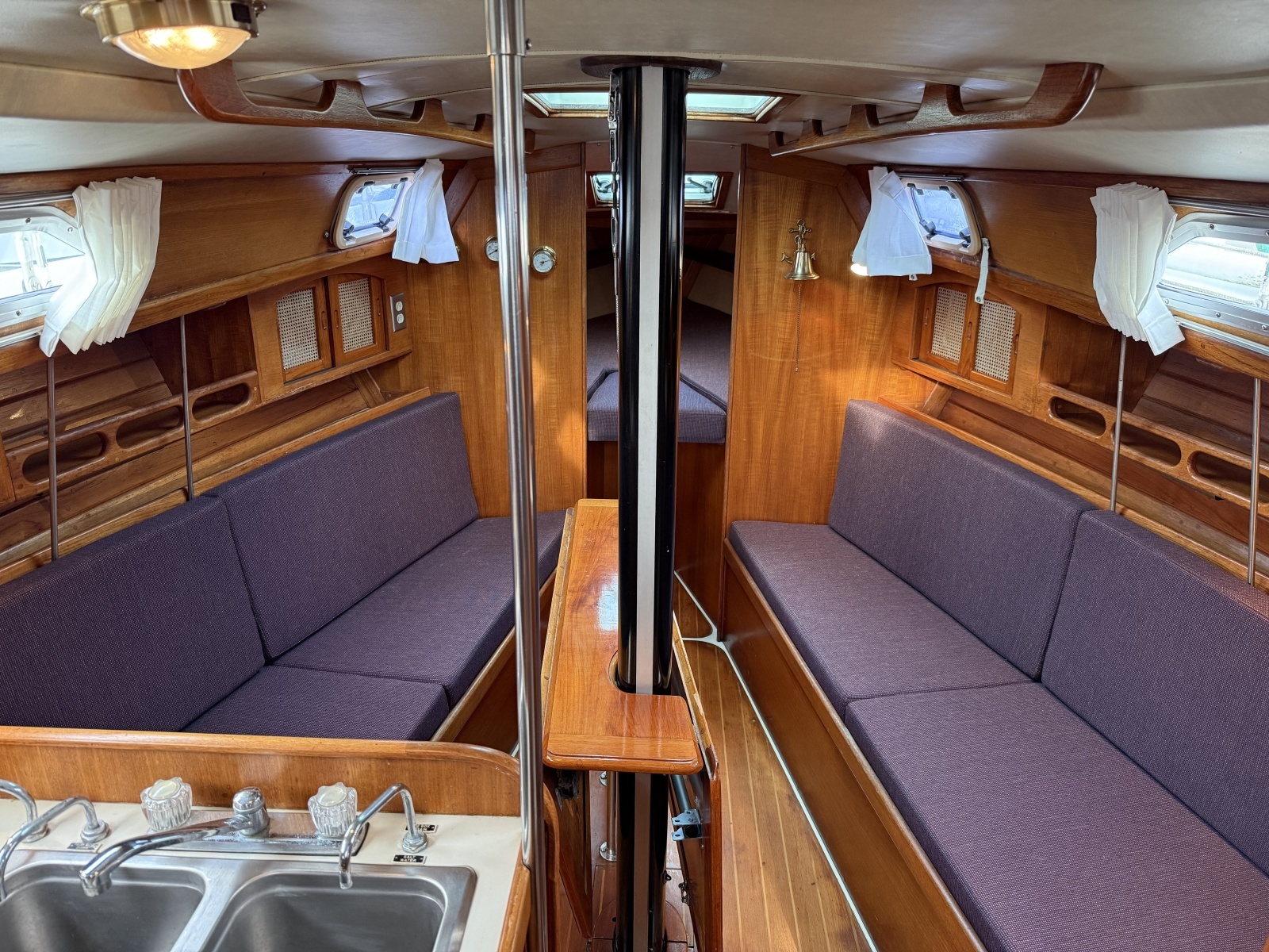 Allegro 32ft Ericson Yacht For Sale