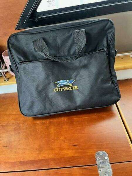 Yachtpuppy 32ft Cutwater Yacht For Sale