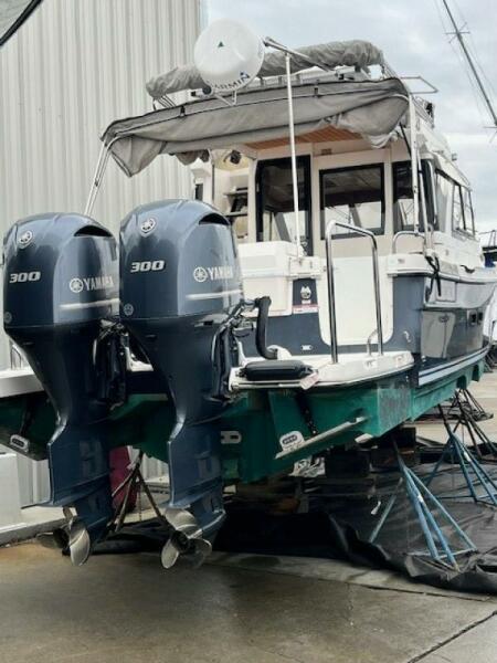 32' 2021 Cutwater 32 CB